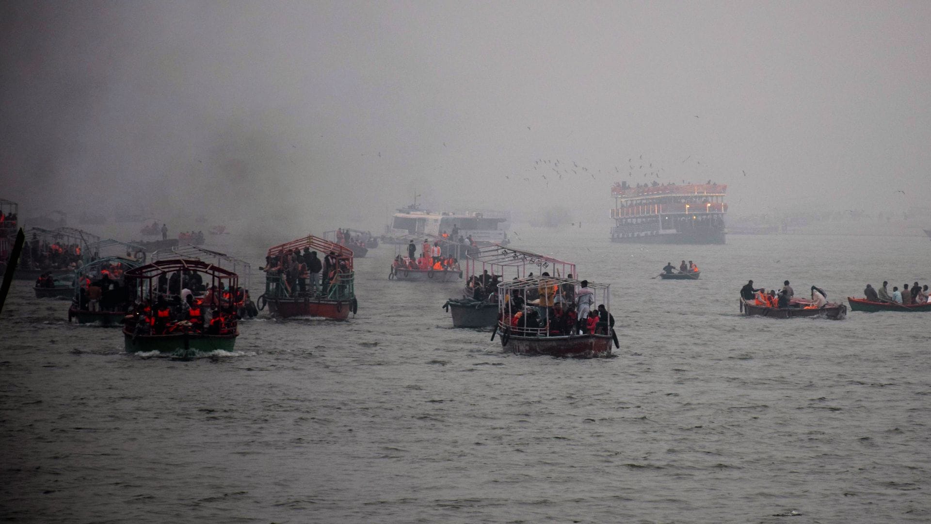 Varanasi experienced freezing temperatures like Manali and mercury dropped like in Srinagar