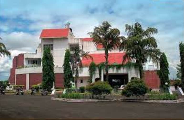 होटल अशोका लेक व्यू