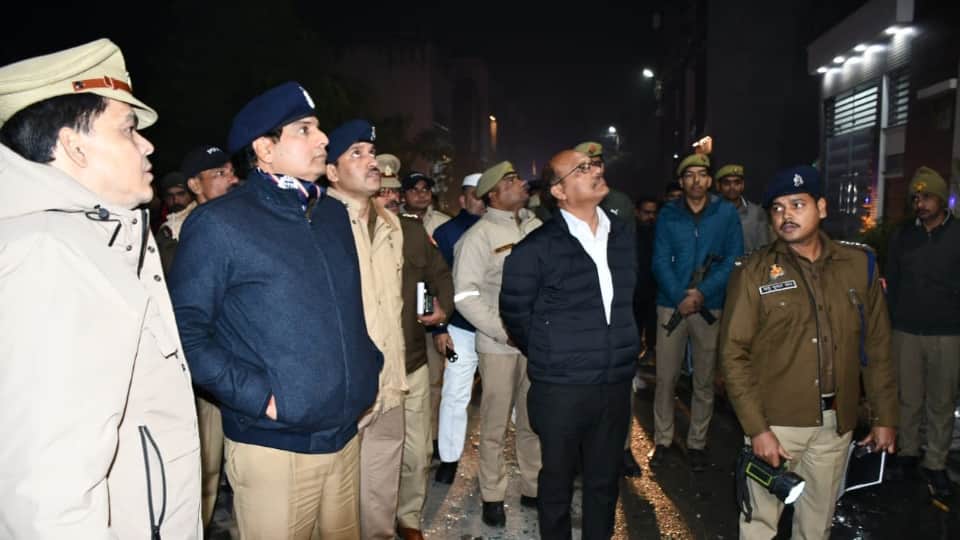 Two gas cylinders explode killed revenue officer his mother, and brother in Muzaffarnagar