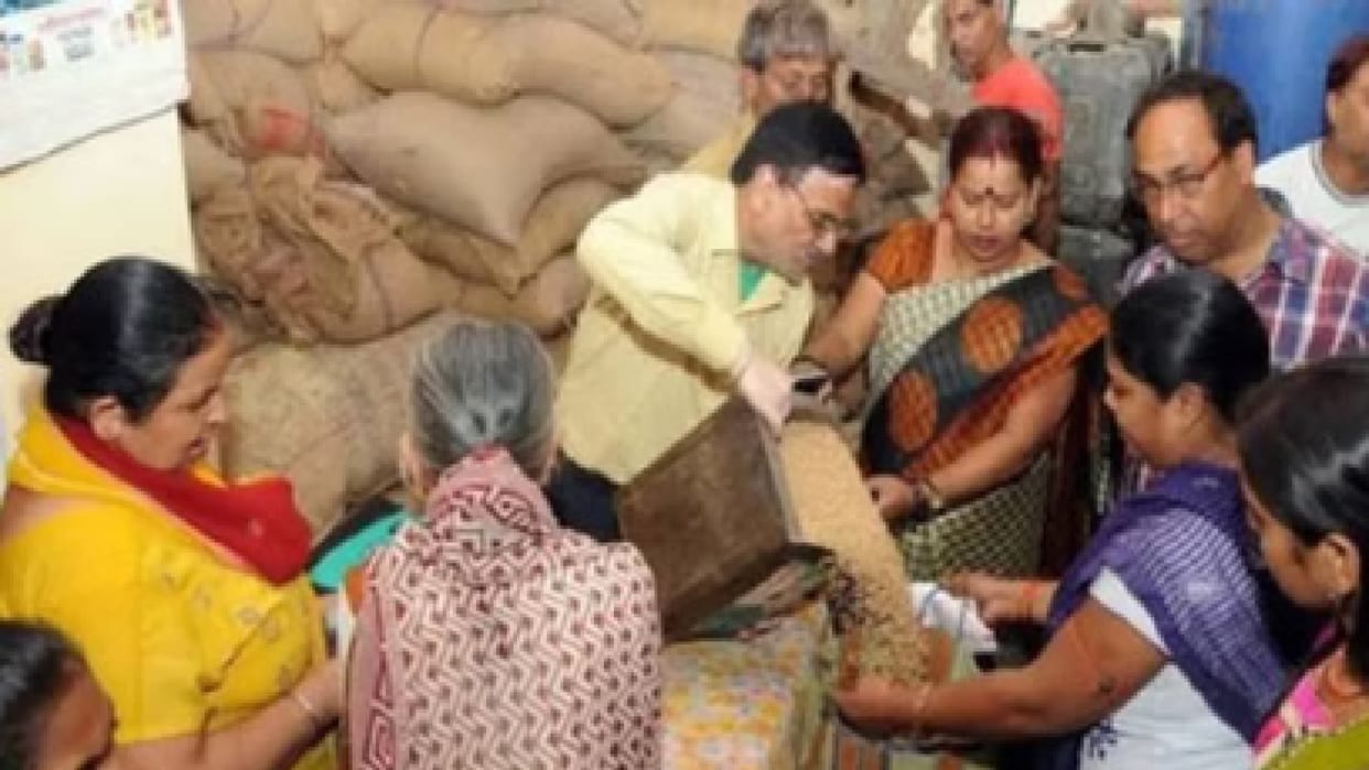 2.73 crore people in Chhattisgarh are covered under food security, e-KYC of 85% beneficiaries completed