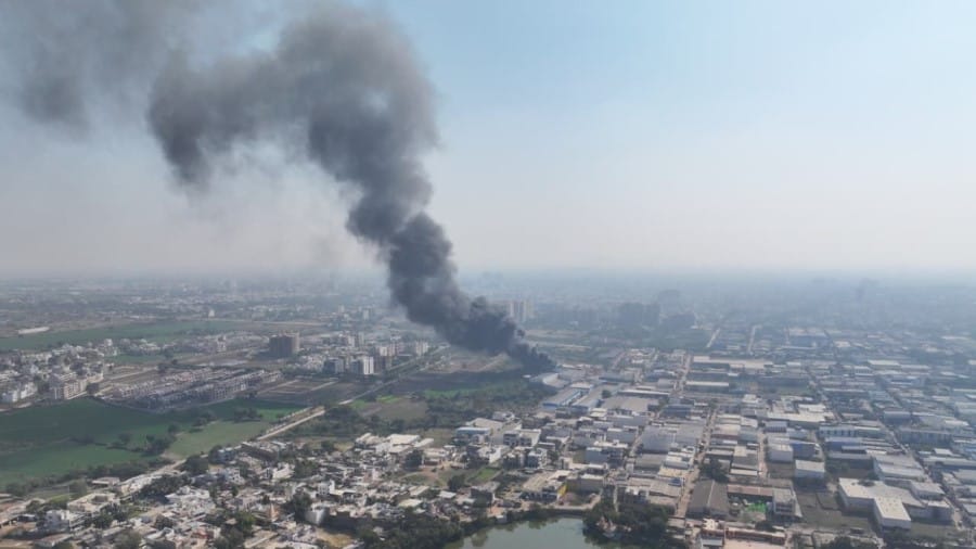 Indore News Massive fire breaks out at Kemco Chocolate Factory in Lasudia, building collapses after blast