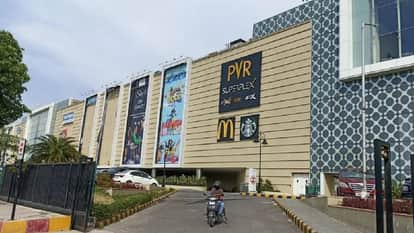 UP: Income Tax Department takes major action against Lulu Mall, freezes company's bank account; case involves