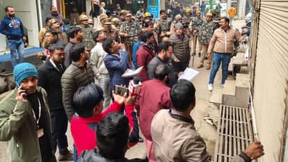 UP: Measurement of cemetery adjacent to Jama Masjid in Sambhal begins; large number of police personnel deploy
