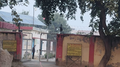 Unnao: gas leak accompanied by a loud explosion at GAIL India Limited substation causes pani