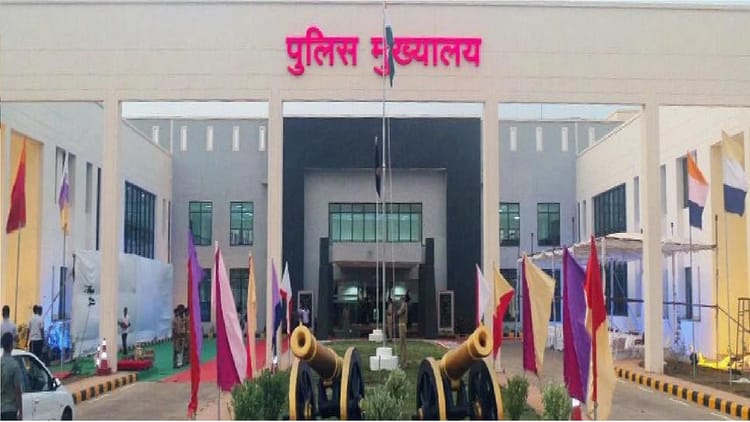 नए साल से पहले बड़ा तोहफा: छत्तीसगढ़ में 16 राज्य पुलिस सेवा अधिकारियों का प्रमोशन, एएसपी पद पर पदोन्नति