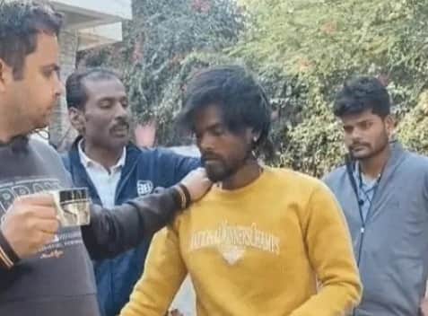 महिलाओं के अंडरगारमेंट्स चोरी करने वाला पकड़ा गया।