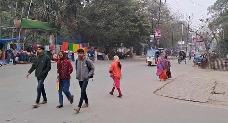 Bihar News: मुजफ्फरपुर में ठंड का कहर, जनजीवन हुआ अस्त-व्यस्त, न्यूनतम तापमान 9 डिग्री के करीब
