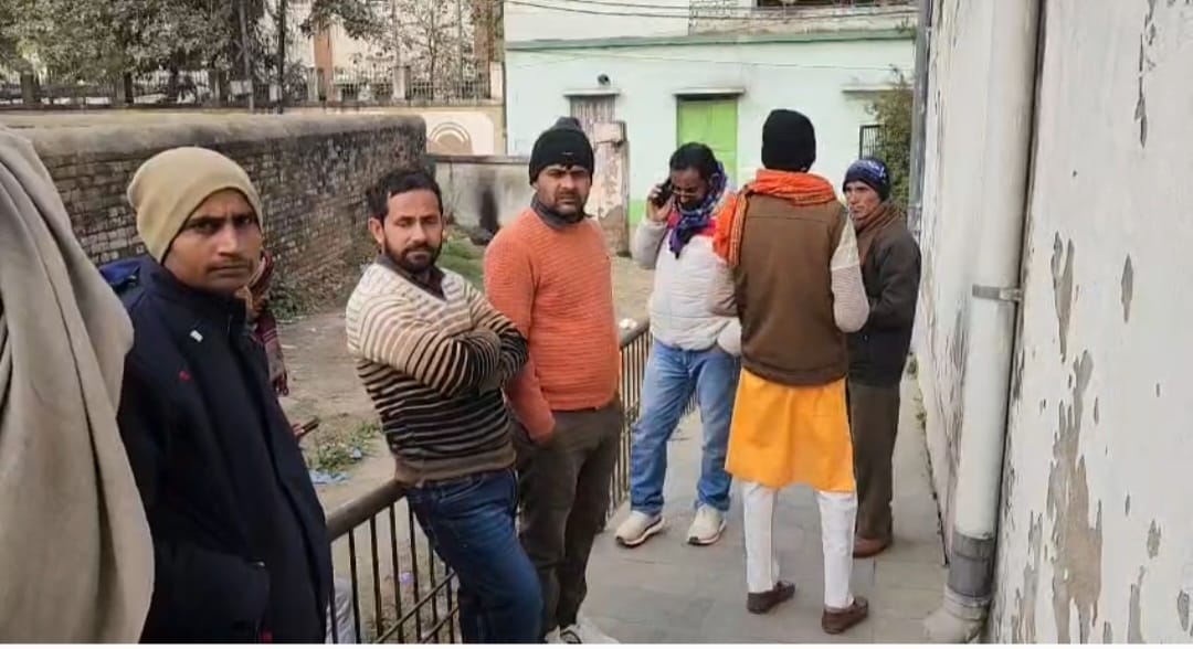 Bihar News: A four year old child was shot when a gun was fired during a nilgai (blue bull) hunt in Siwan