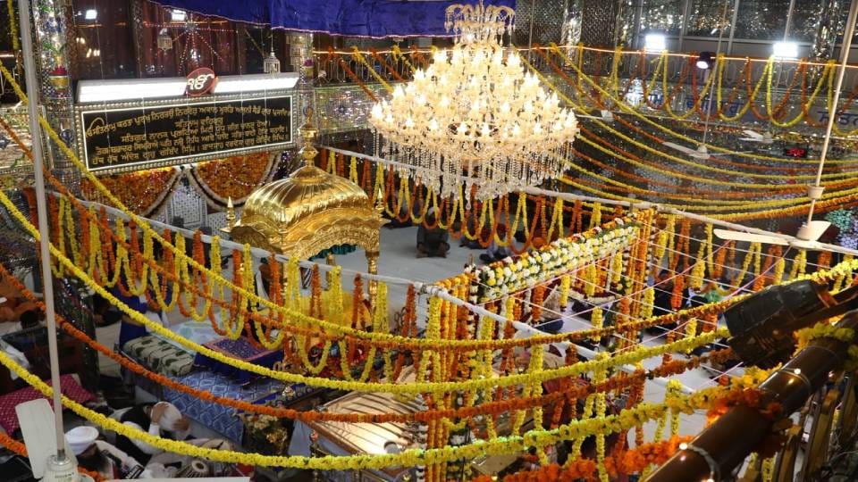 Lucknow ready to bid farewell to 2025 and welcome 2026 Know about places to visit and places to celebrate