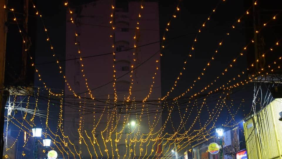 Lucknow ready to bid farewell to 2025 and welcome 2026 Know about places to visit and places to celebrate