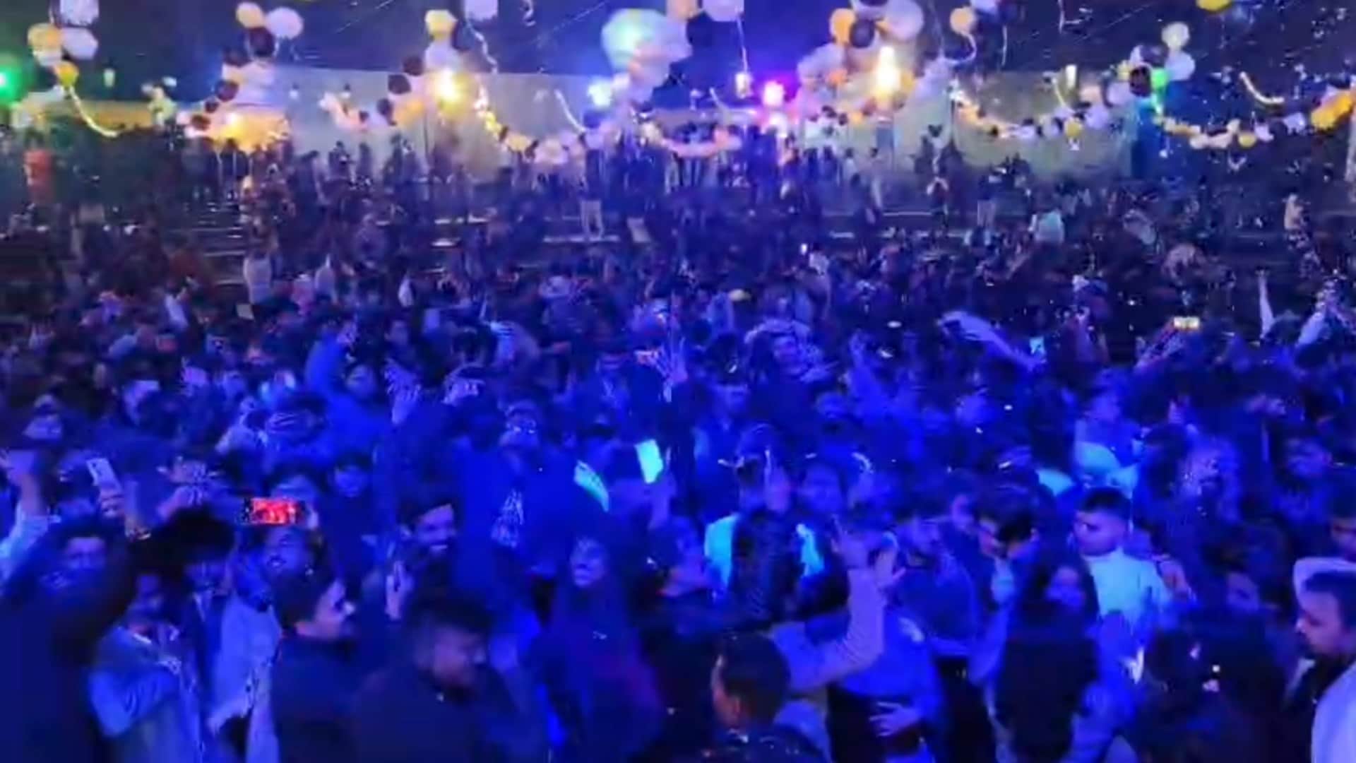 Lucknow welcomes the New Year with celebrations, see the pics.