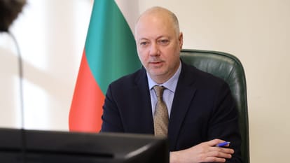 year ender 2025 trump return white house to japan first female pm global power shift