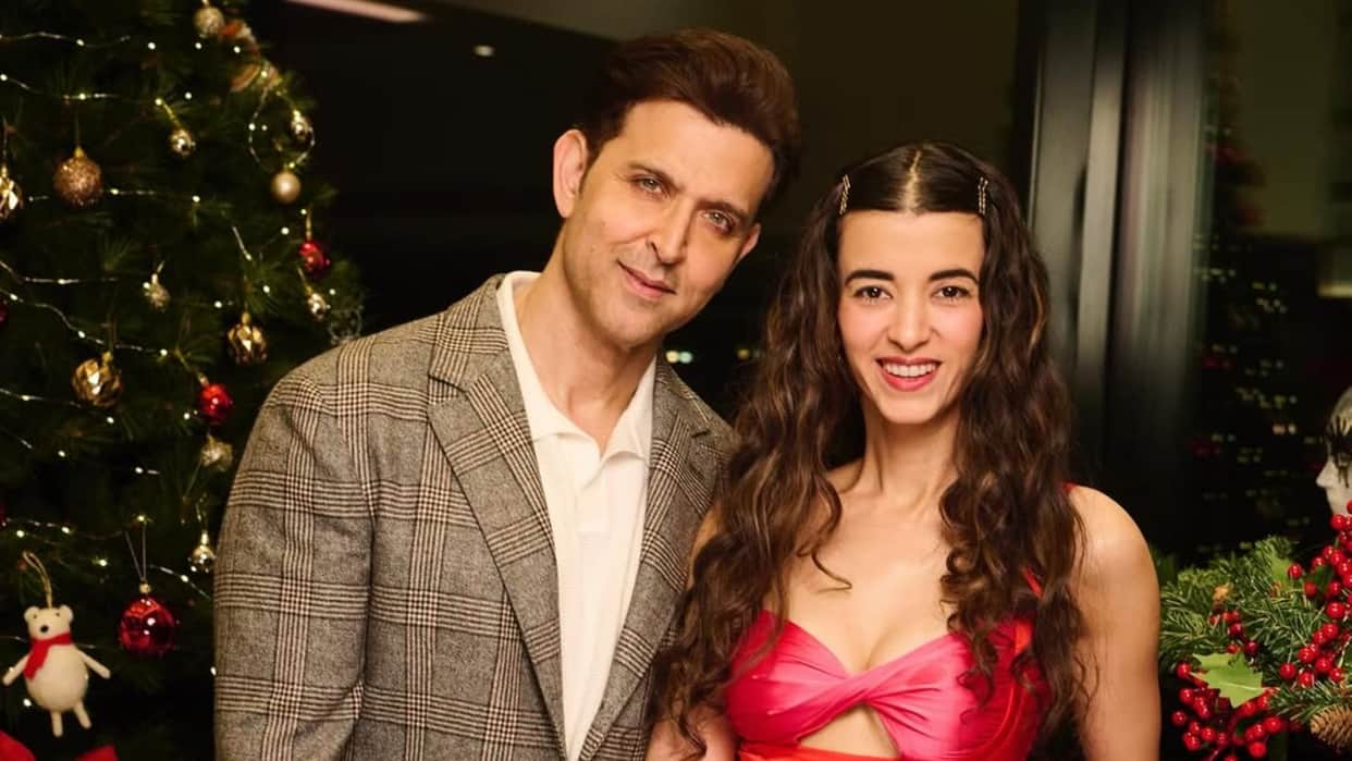 Hrithik Roshan dance with Saba Azad welcomes 2026 reveal fact about double thumb