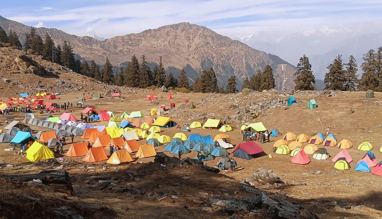 Uttarakhand not yet covered in snow but new year might be welcomed with snowfall here's the weather forecast