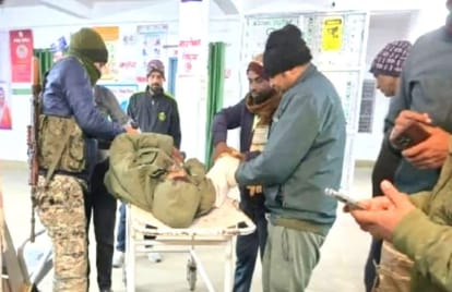 ड्यूटी के दौरान सड़क हादसे का शिकार हुए पुलिस कर्मी।