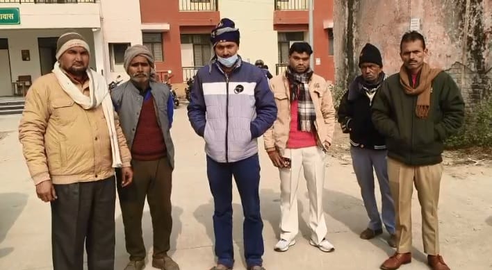 Hardoi unidentified vehicle hit motorcycle welder died He returning home after dropping off his brother in law