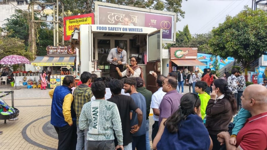 Indore News Food safety department conducts awareness drive and testing with mobile lab at 56 Dukan