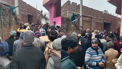मौके पर जुटी भीड़