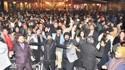 new year 2026 pictures of New Year celebrations in Bareilly