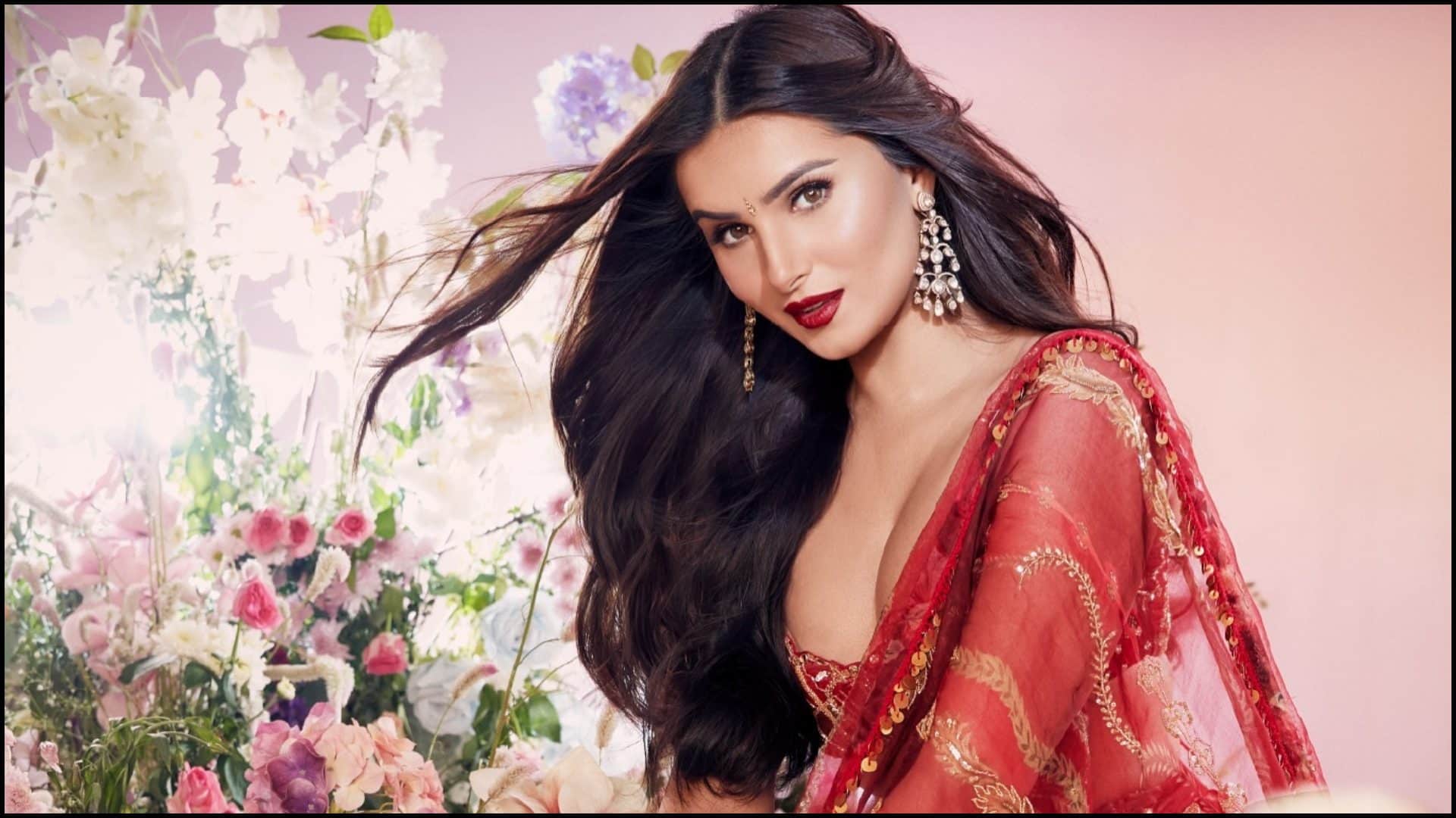 Tara Sutaria Net Worth Lifestyle House Cars Fees in Hindi