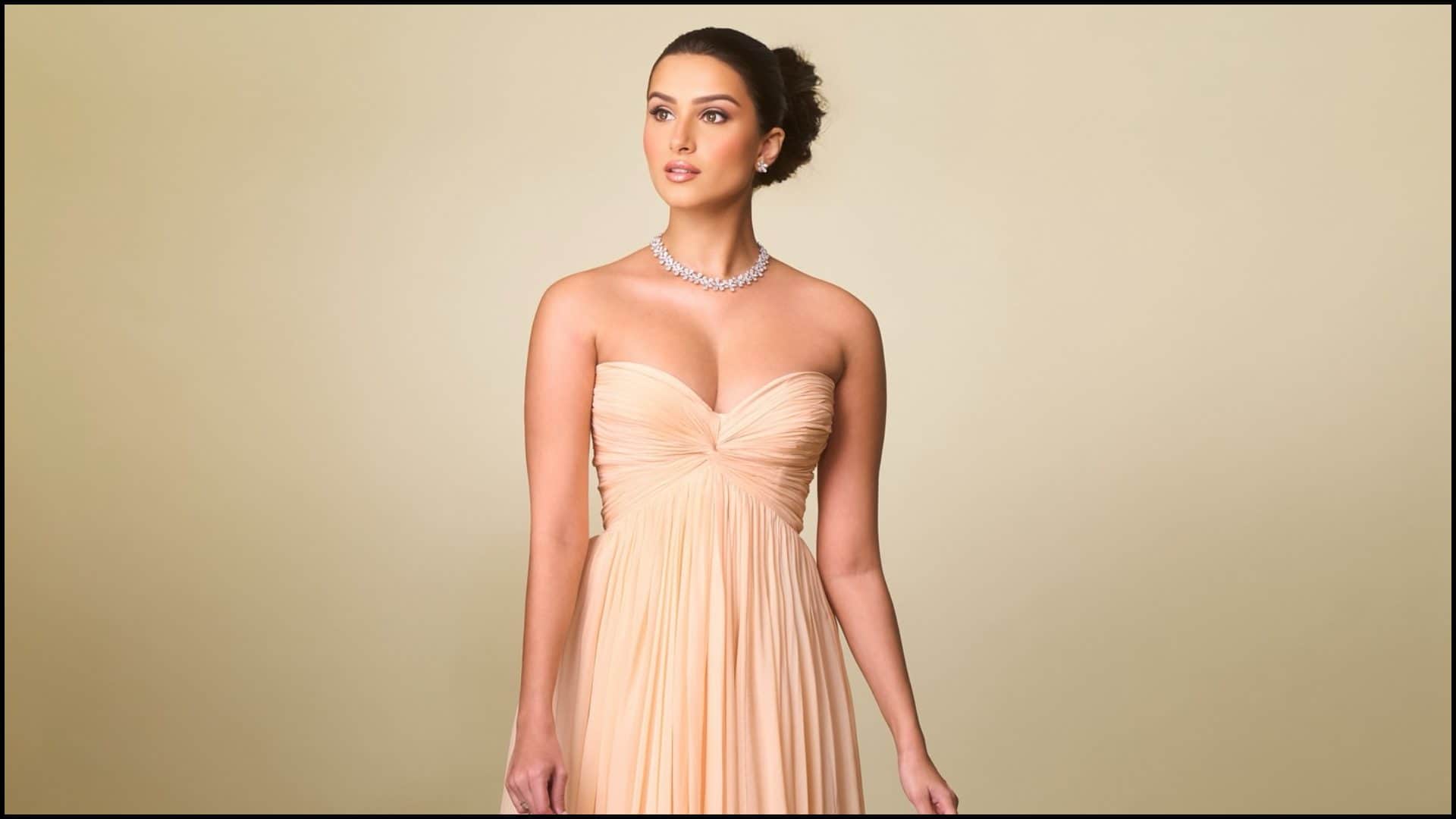 Tara Sutaria Net Worth Lifestyle House Cars Fees in Hindi