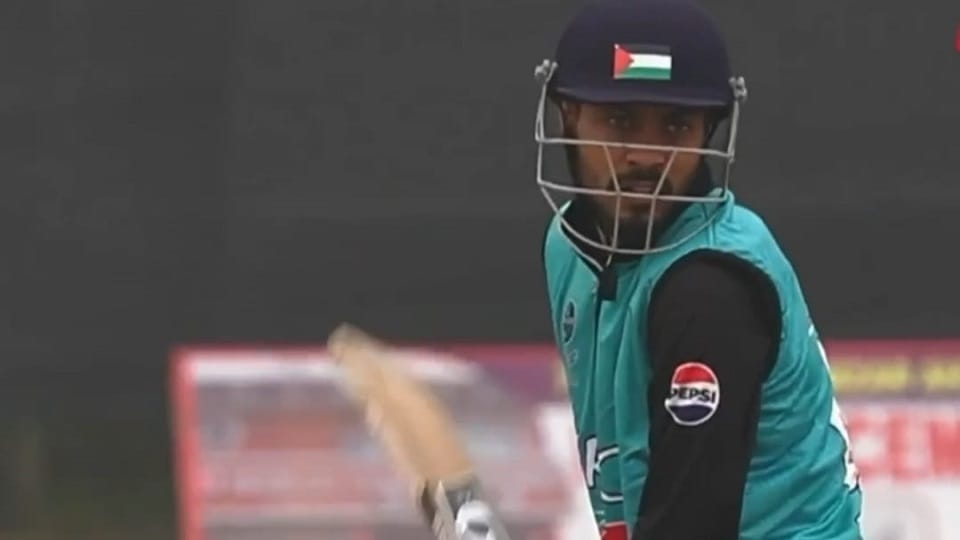 Kashmiri batsman wore a helmet with a Palestinian flag on it, removed from the team.