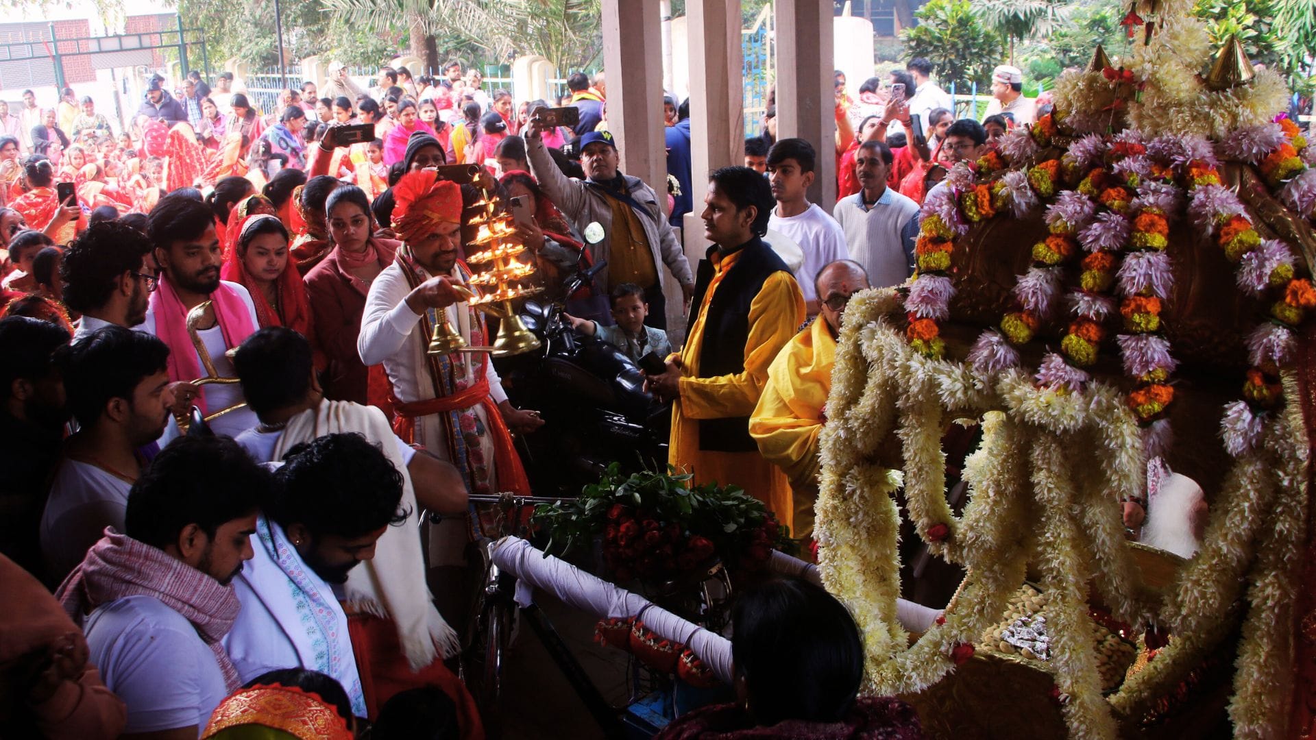 Goddess Mangla Gauri left temple for six-hour procession through city 151 girls were worshipped