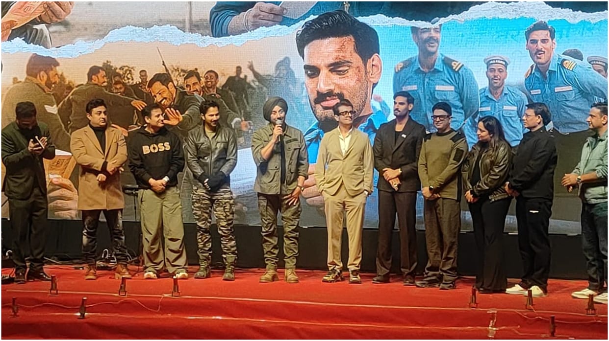 Sunny Deol Varun Dhawan and Ahan Shetty at Ghar Kab Aaoge Video Song release launch event in Jaisalmer