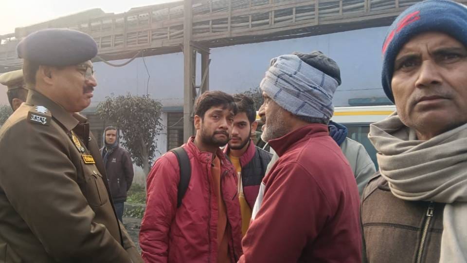 body of employee found in boiling drain at Parle Sugar Mill in Bahraich Family members claim murder