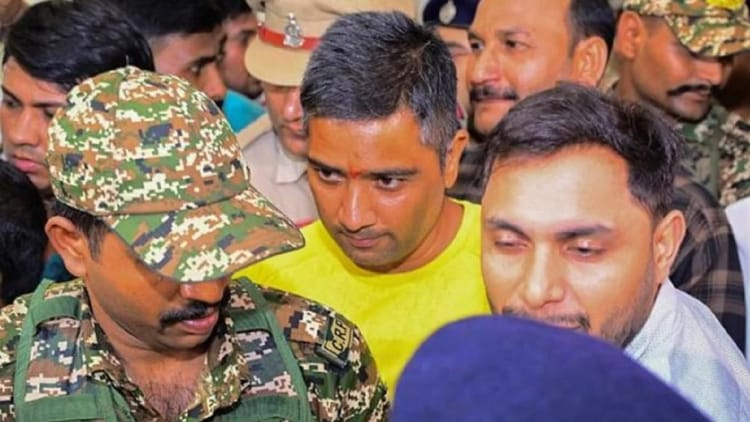 CG: छत्तीसगढ़ शराब घोटाला मामले में पूर्व सीएम भूपेश बघेल के बेटे चैतन्य बघेल को हाईकोर्ट से मिली जमानत