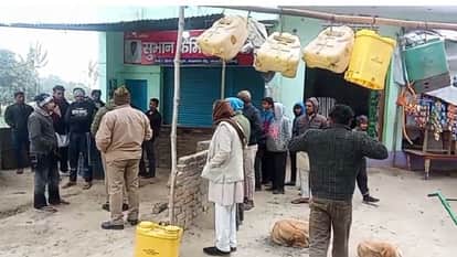 Uproar over opening of chicken-mutton hotel in front of temple