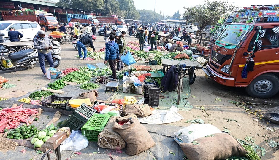 Retail trading banned in the market in haldwani