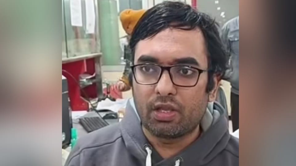 Amritsar Post office employee transferred for not speaking Punjabi action taken after viral video