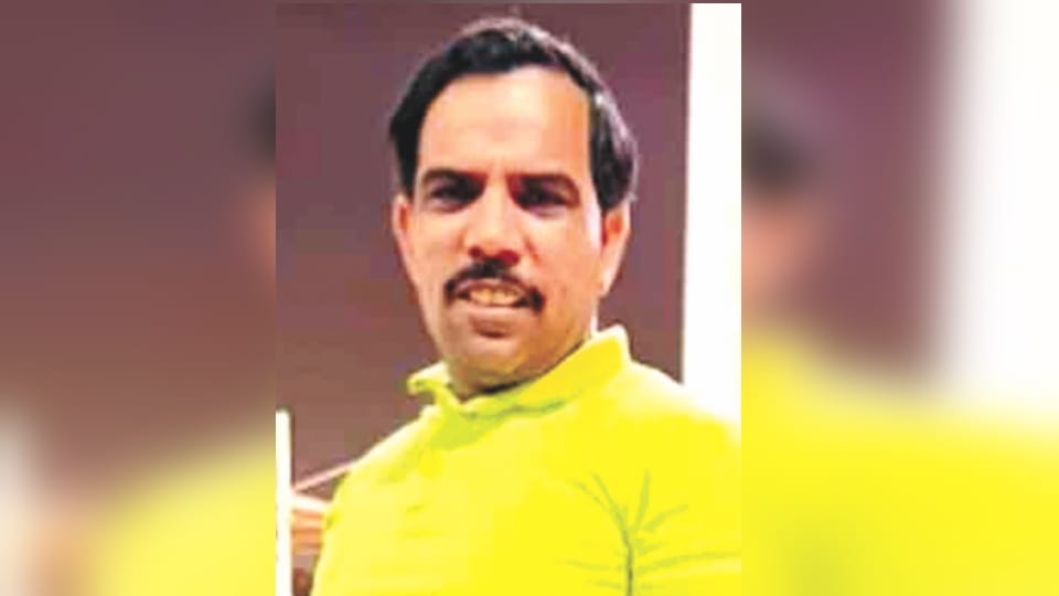 Grand Square Complex Sealed by Housing Development Team in Meerut, Linked to YouTuber Shadab Jakati