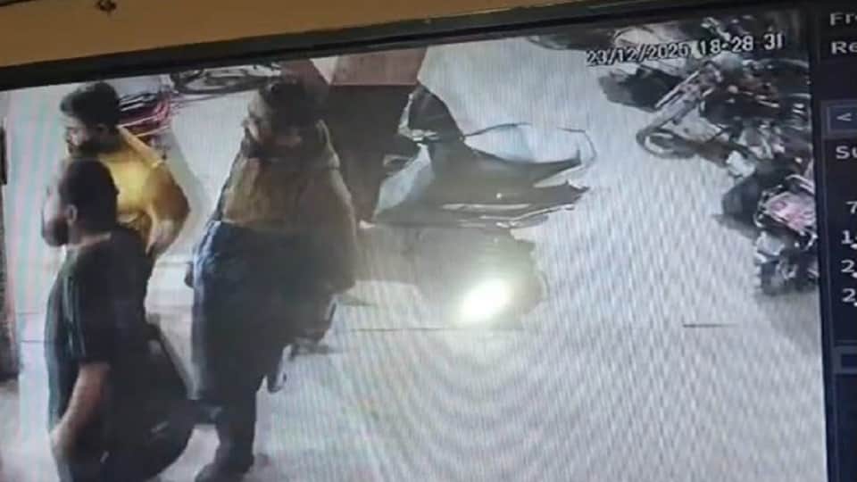 AMU teacher murder case solved