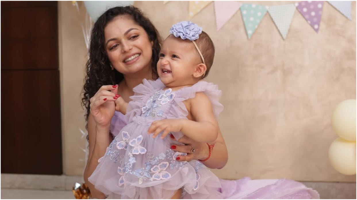 Drashti Dhami Reveals Her Daughter Leela Face Shares First Time Front Pics Of Her