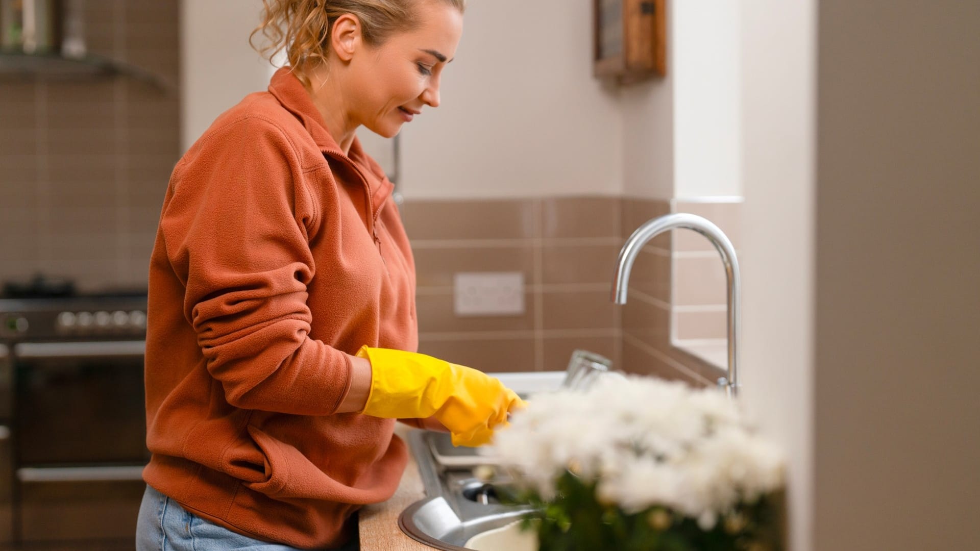 Simple dishwashing Tips to Wash Utensils Easily in cold winter season