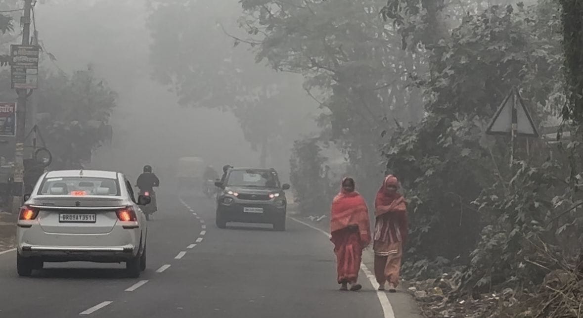 Bihar Weather Dense fog alert issued for 37 districts mercury drops to six degrees weather forecast for Bihar