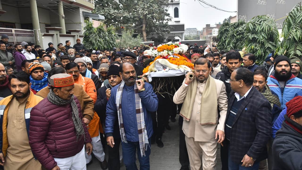 BJP MLA Professor Shyam Bihari Lal cremated in Bareilly