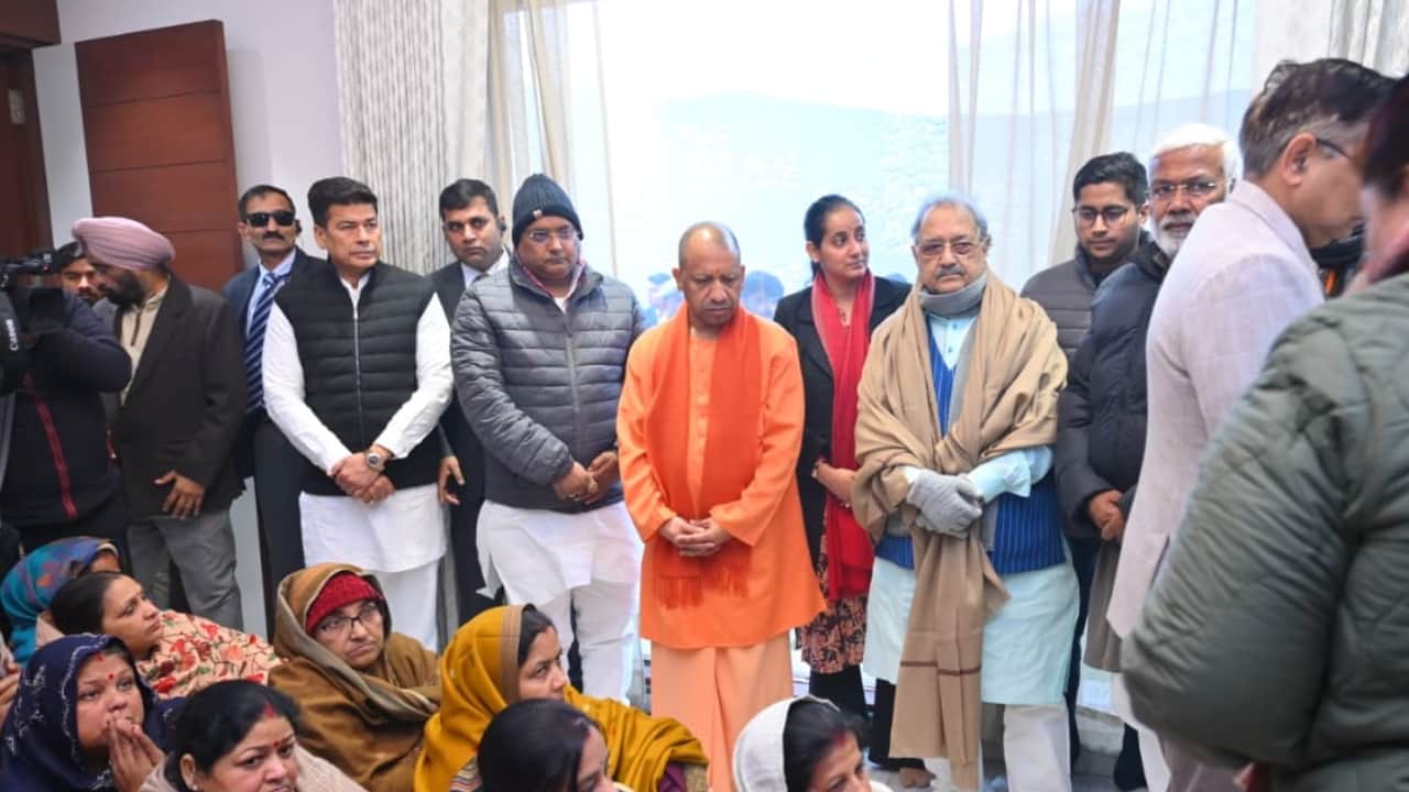 BJP MLA Professor Shyam Bihari Lal cremated in Bareilly