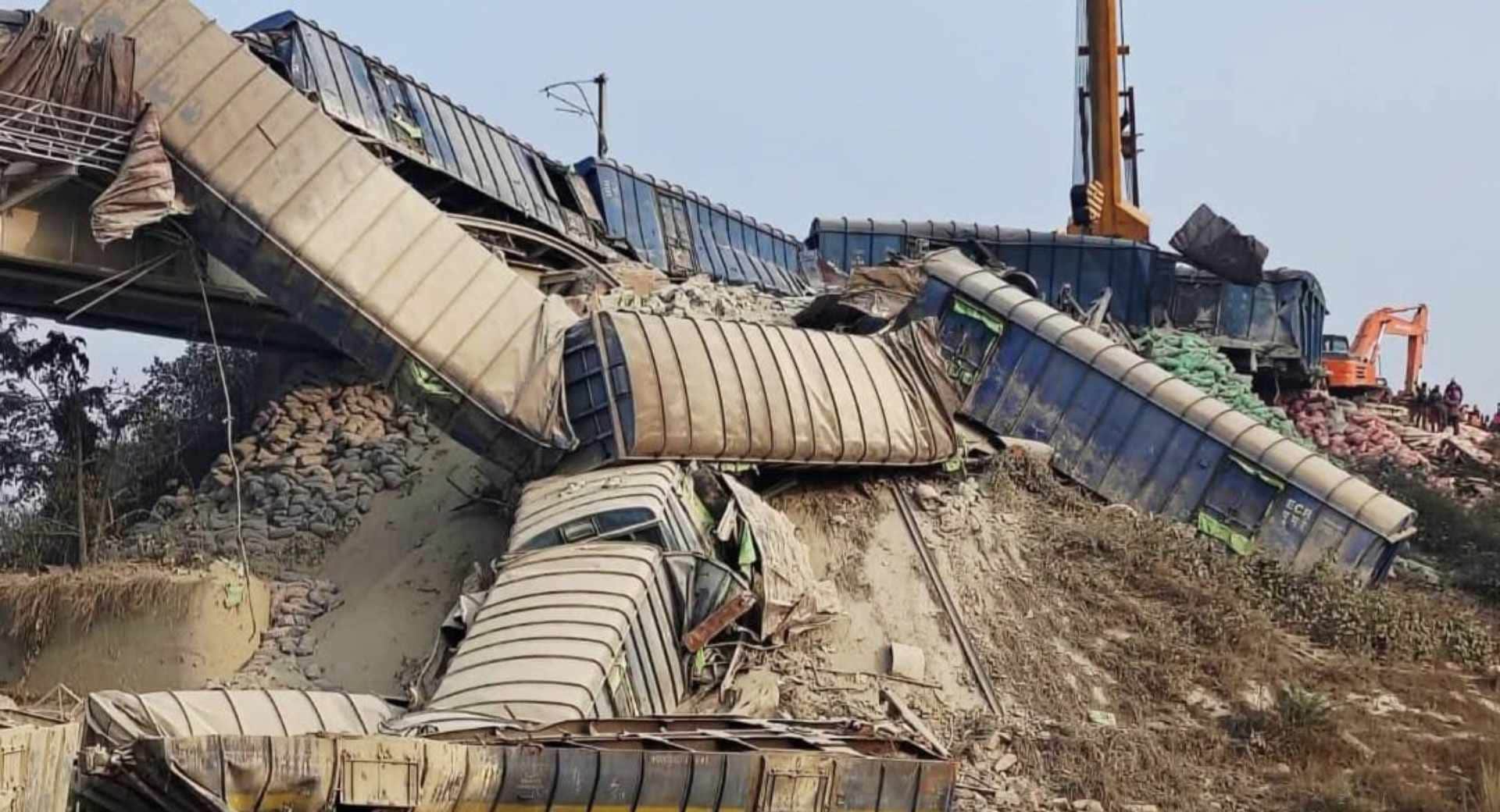 जसीडीह–झाझा रेलखंड हादसे पर रेल मंत्रालय की बड़ी कार्रवाई