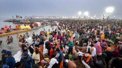 Magh Mela 2026 Lakhs of devotees holy dip in Sangam on Paush Purnima