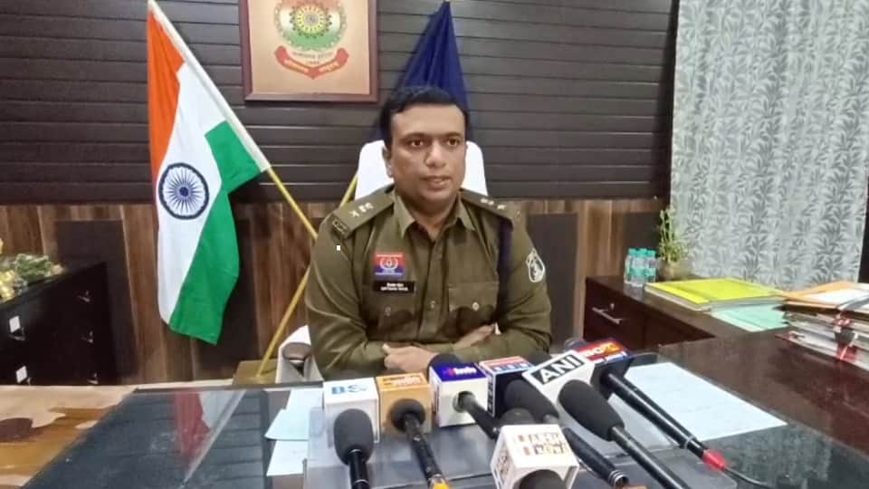 पांच आरोपियों को किया गिरफ्तार