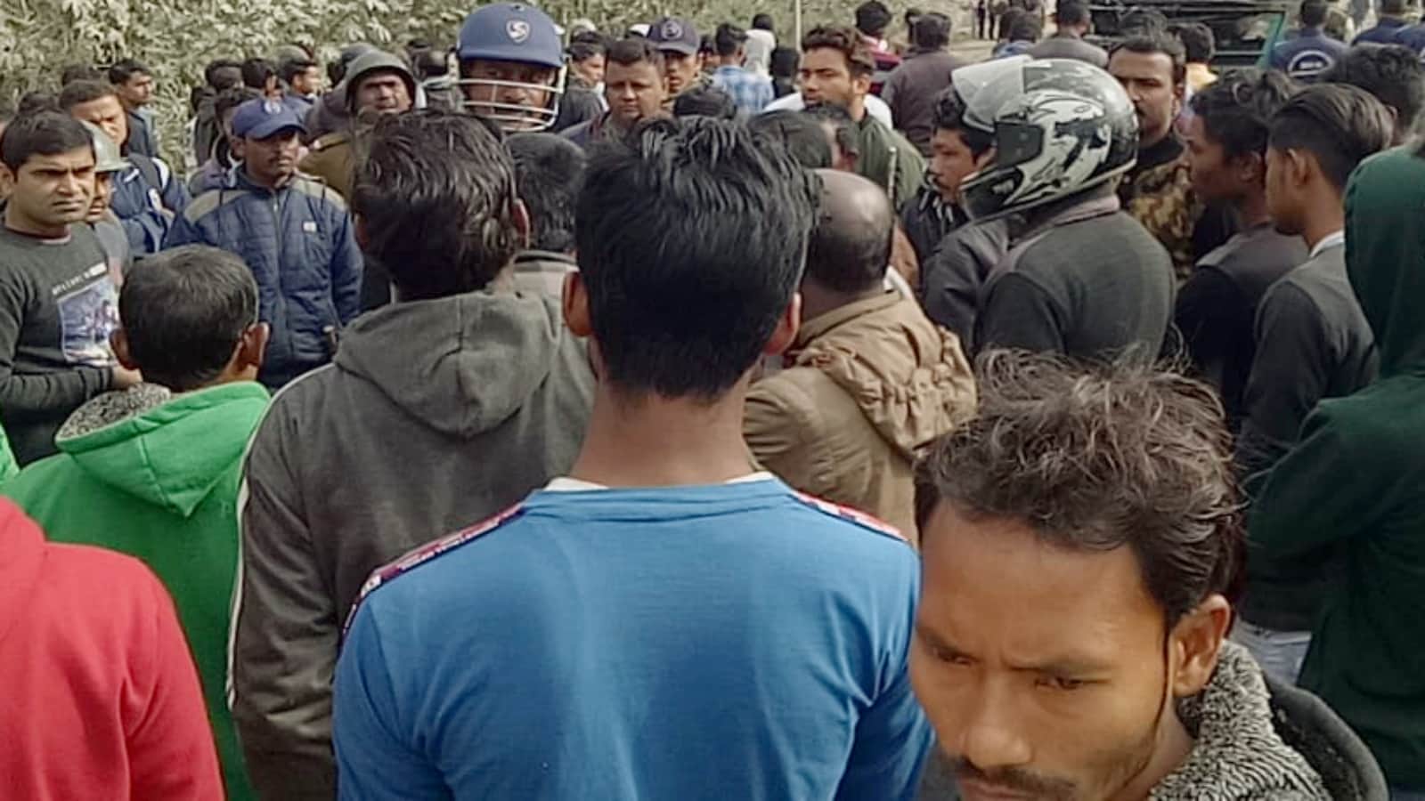 संदेशखाली में भीड़ का पुलिस टीम पर हमला (फोटो प्रतीकात्मक))
