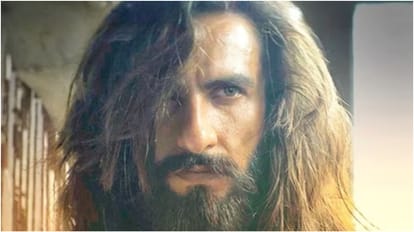 Dhurandhar Day 33 Box Office Collection: Ranveer Singh Akshaye Khanna Madhavan Arjun Rampal Sara Film Earning