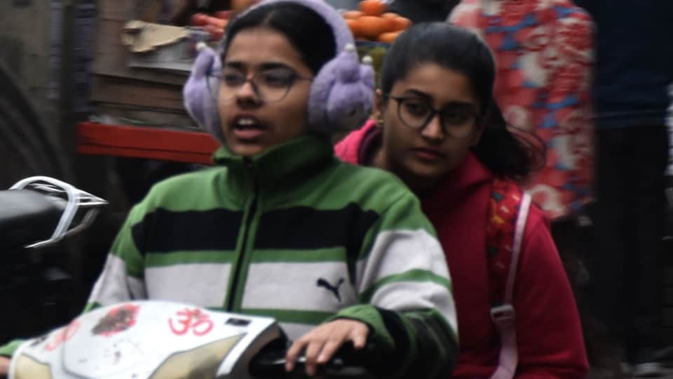 UP: difference between day and night temperatures is decreasing rapidly, dense fog blankets Moradabad