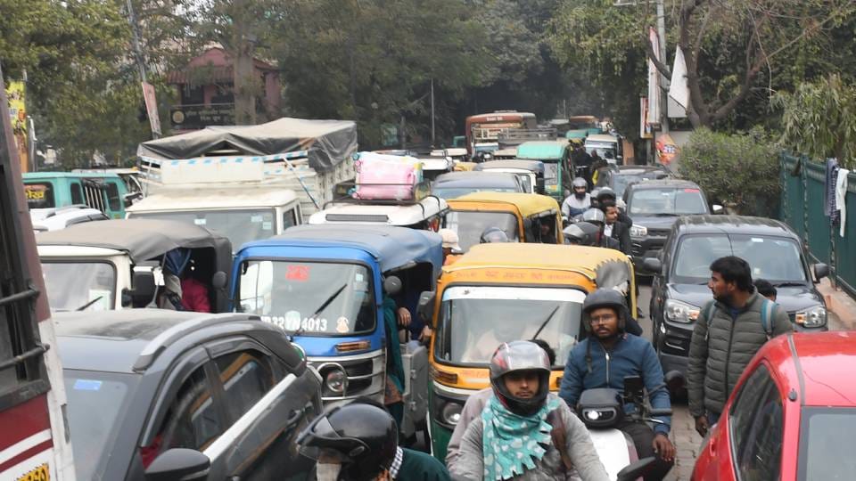 Three SI line hazir due to traffic jams in Lucknow e-rickshaw will no longer operate in Hazratganj