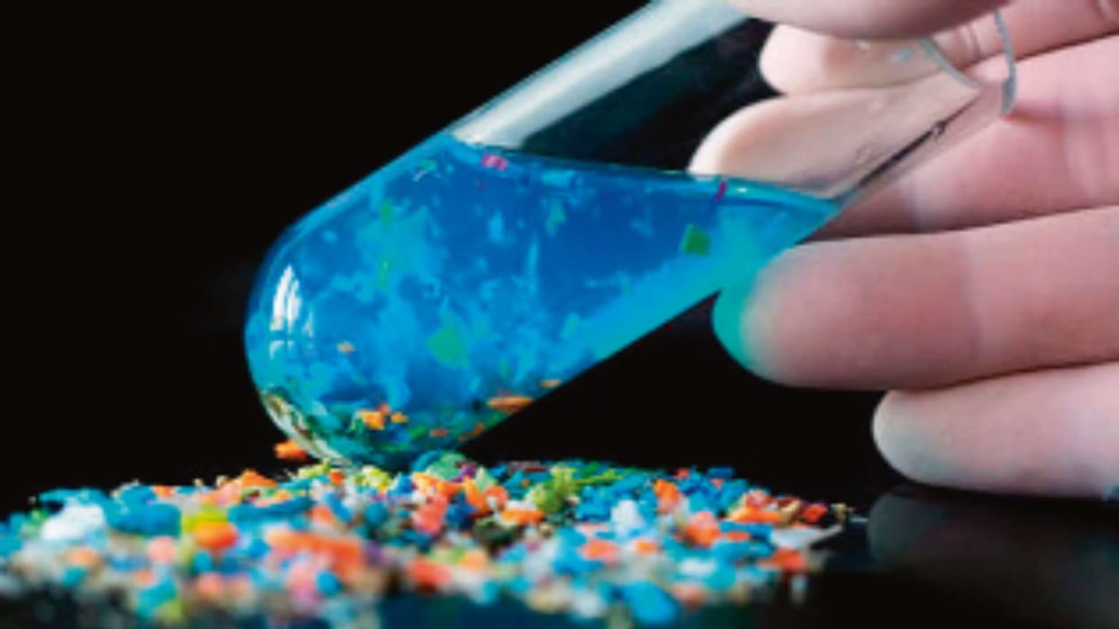 chemical pollution is spreading from microplastics in sunlight releasing toxins into the water and harming