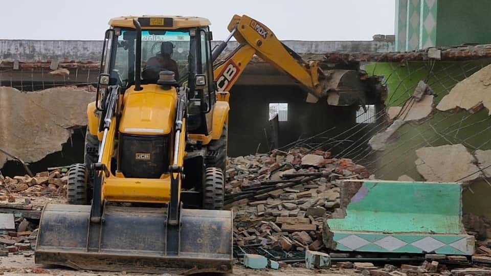mosque and madrasa were demolished with a bulldozer In Sambhal vacant land given on lease to needy people