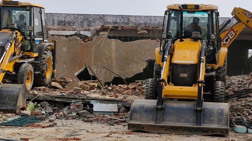 mosque and madrasa were demolished with a bulldozer In Sambhal vacant land given on lease to needy people
